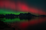 Fargerikt nordlys
