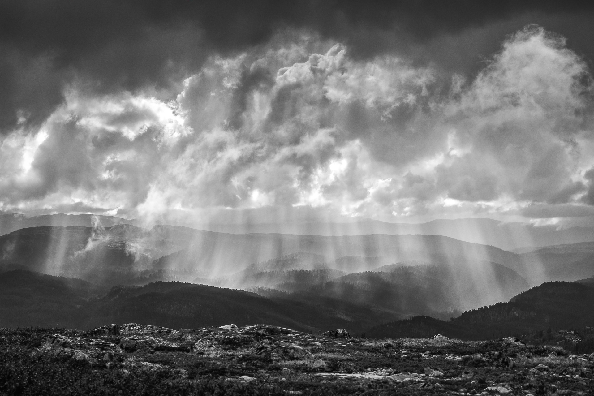 Eigil-Jensen_Østlandet_Sol-og-regn